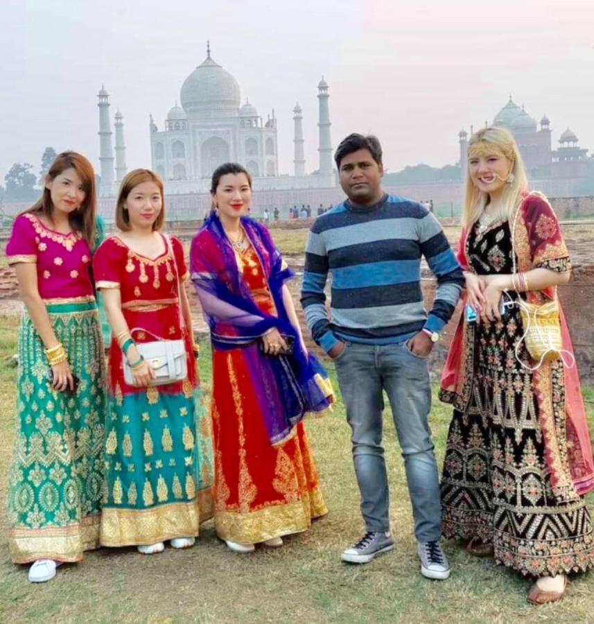 The Taj Homes อัครา ภายนอก รูปภาพ